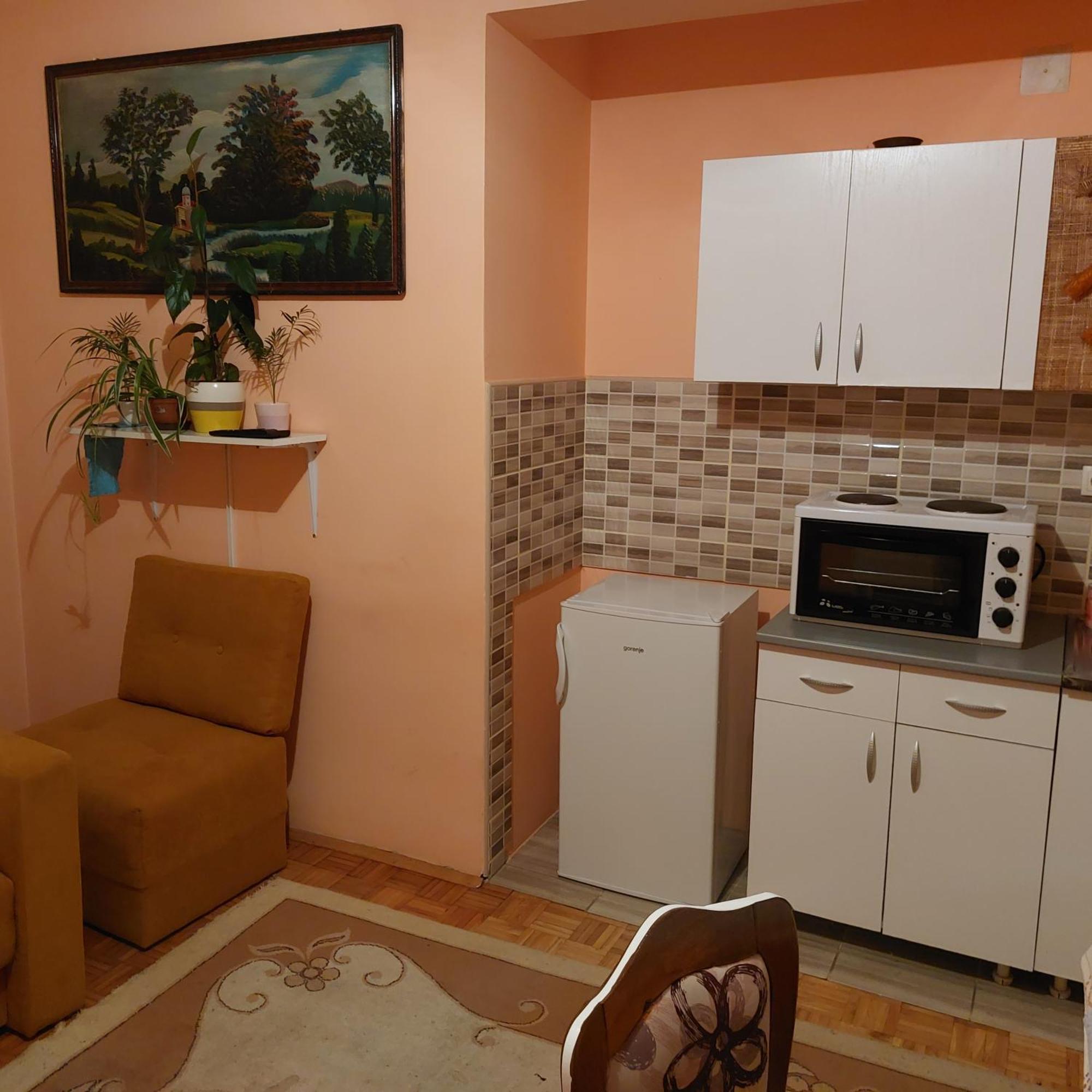 Apartman Una Kruševac Zimmer foto